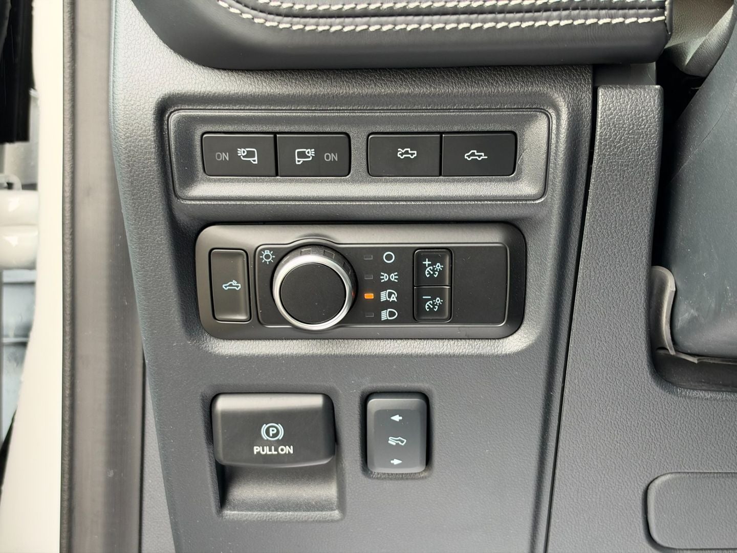 2023 Ford F-150 Lightning Platinum