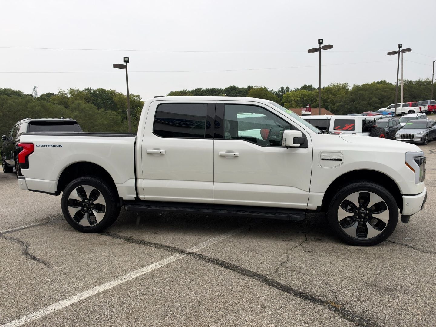 2023 Ford F-150 Lightning Platinum