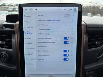 2023 Ford F-150 Lightning LARIAT