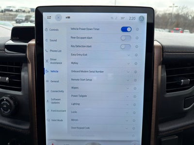 2023 Ford F-150 Lightning LARIAT