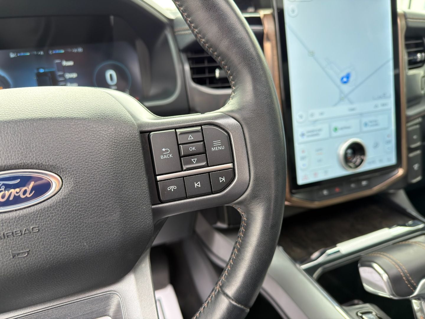 2023 Ford F-150 Lightning LARIAT