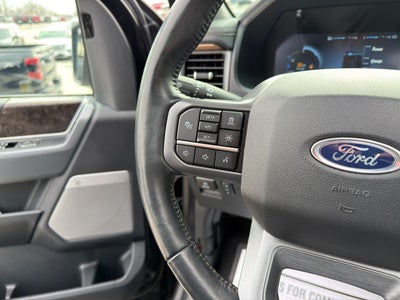 2023 Ford F-150 Lightning LARIAT