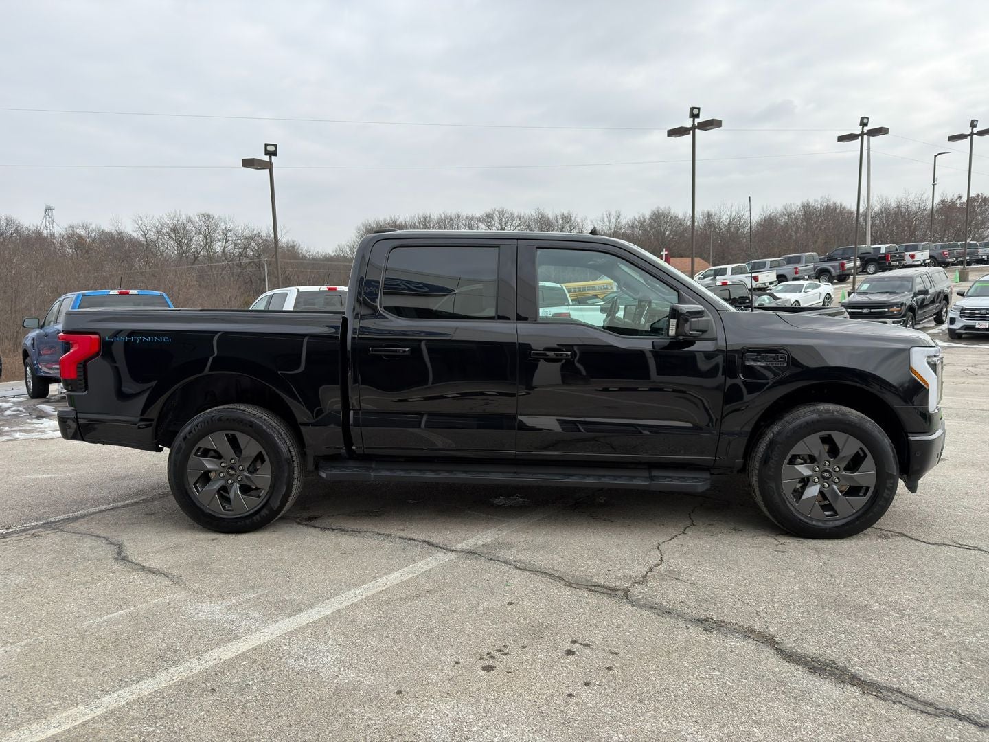 2023 Ford F-150 Lightning LARIAT