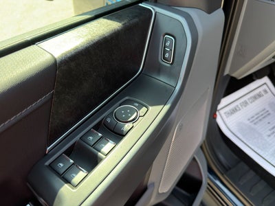 2024 Ford F-150 Lightning Flash
