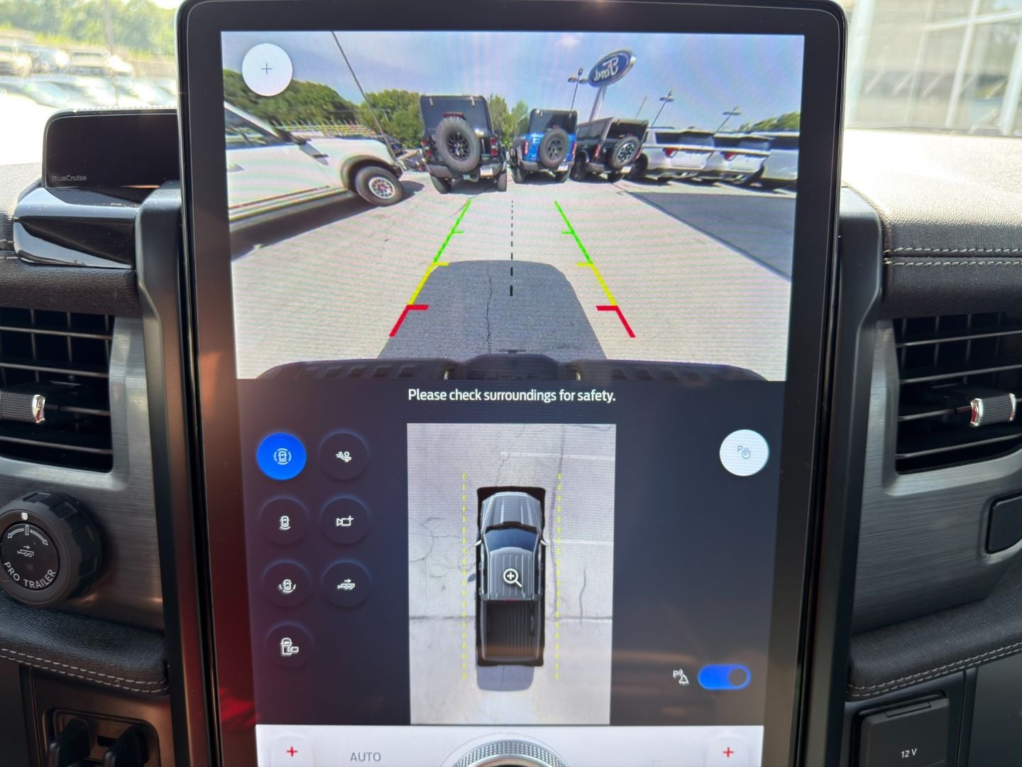 2024 Ford F-150 Lightning Flash