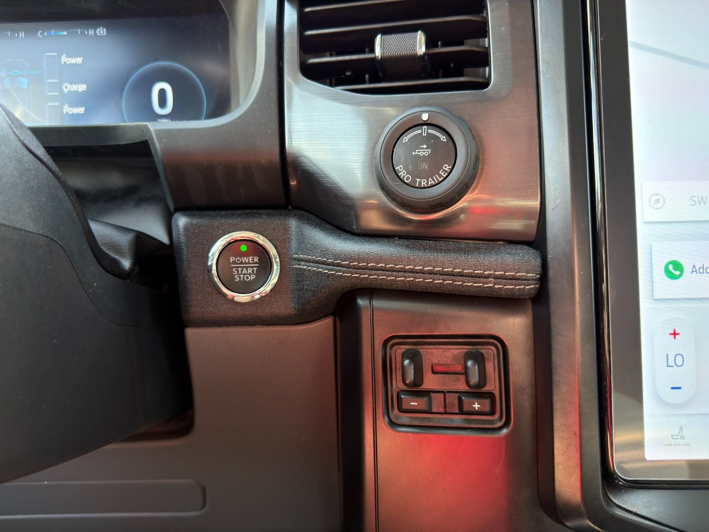 2024 Ford F-150 Lightning Flash