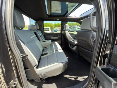 2024 Ford F-150 Lightning LARIAT