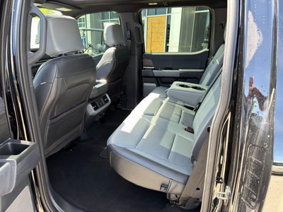 2024 Ford F-150 Lightning LARIAT