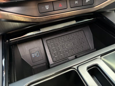 2024 Ford F-150 Lightning LARIAT