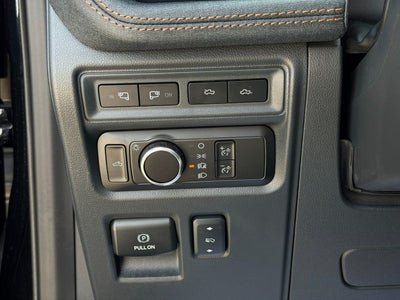 2024 Ford F-150 Lightning LARIAT
