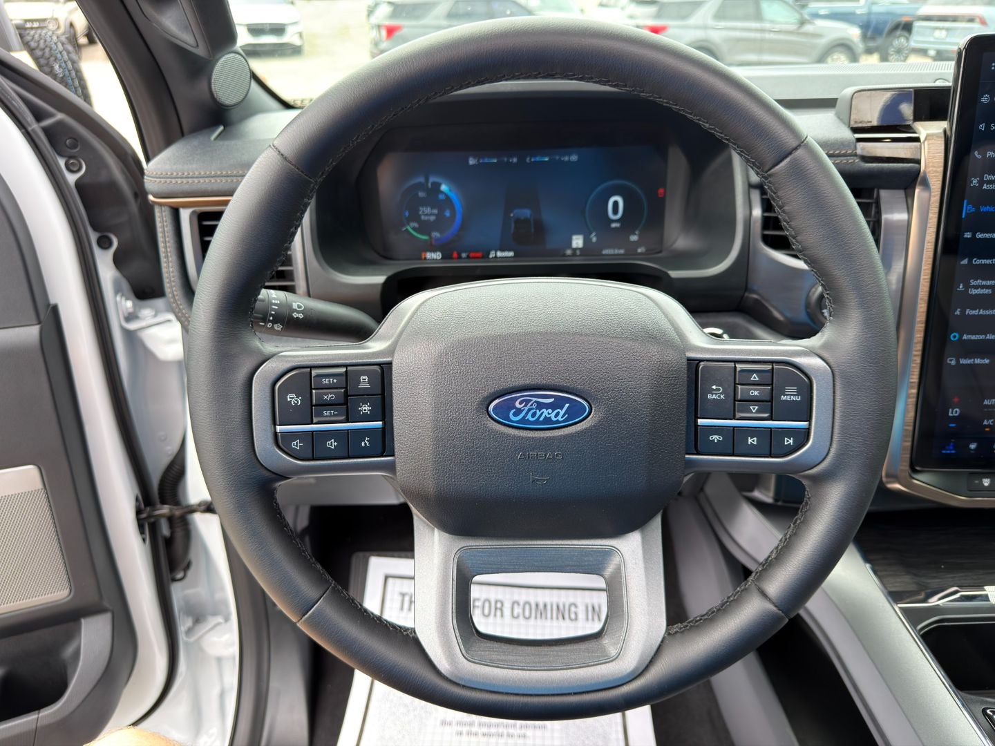 2025 Ford F-150 Lightning LARIAT