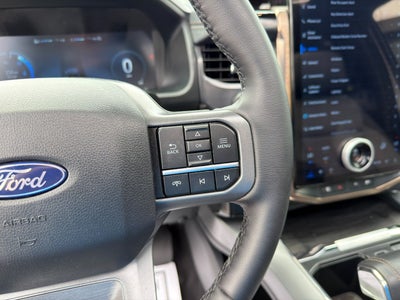 2025 Ford F-150 Lightning LARIAT