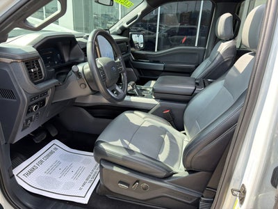 2024 Ford F-150 Lightning LARIAT