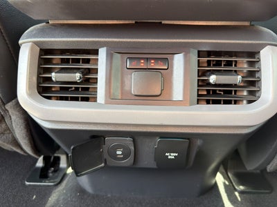 2024 Ford F-150 Lightning LARIAT