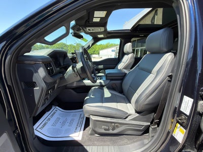 2024 Ford F-150 Lightning LARIAT