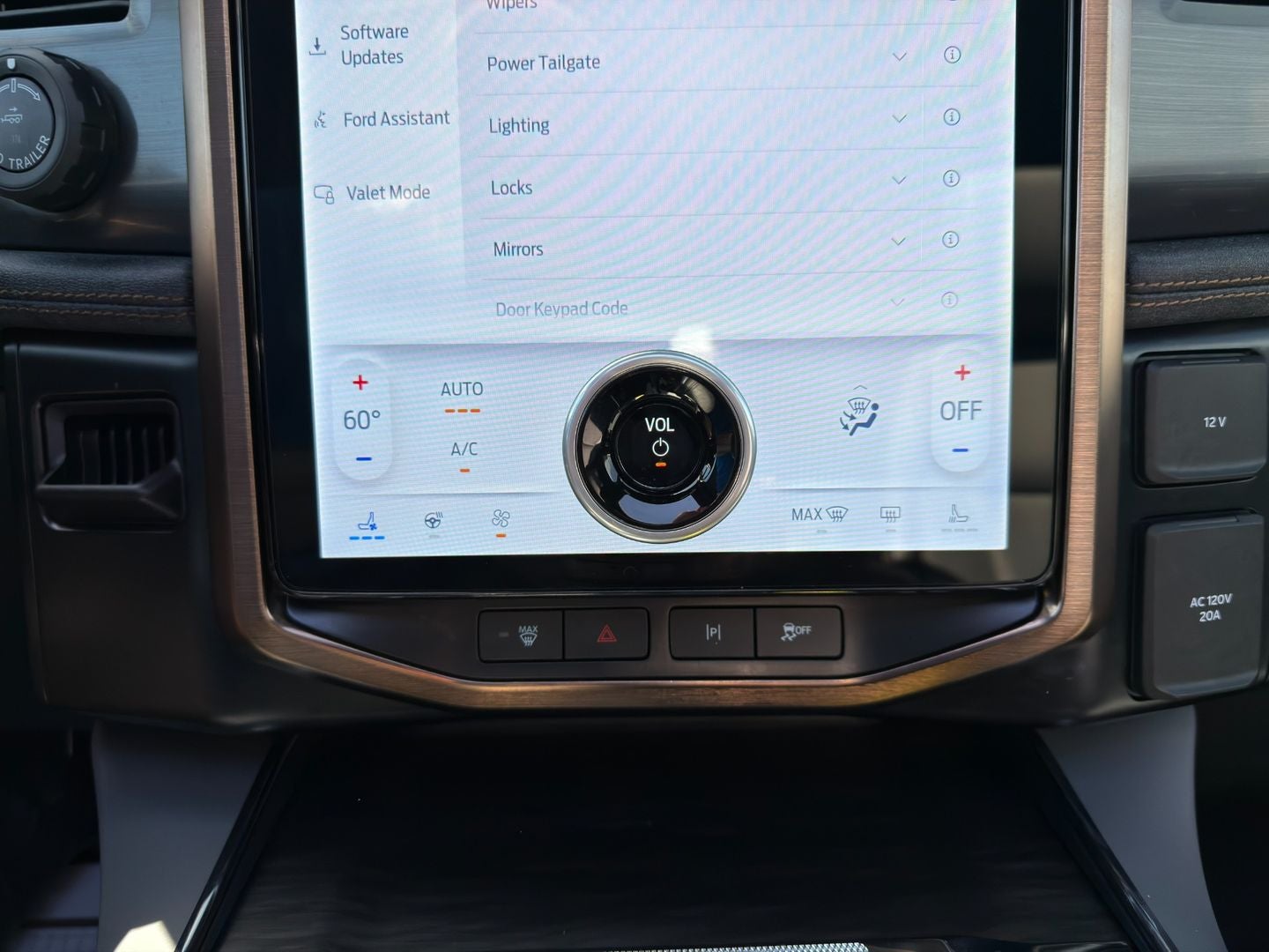 2024 Ford F-150 Lightning LARIAT