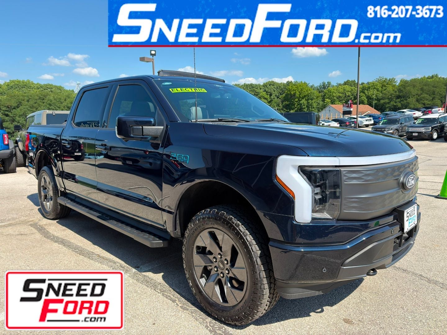 2024 Ford F-150 Lightning LARIAT