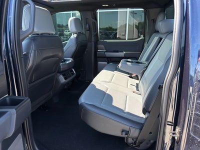 2024 Ford F-150 Lightning LARIAT
