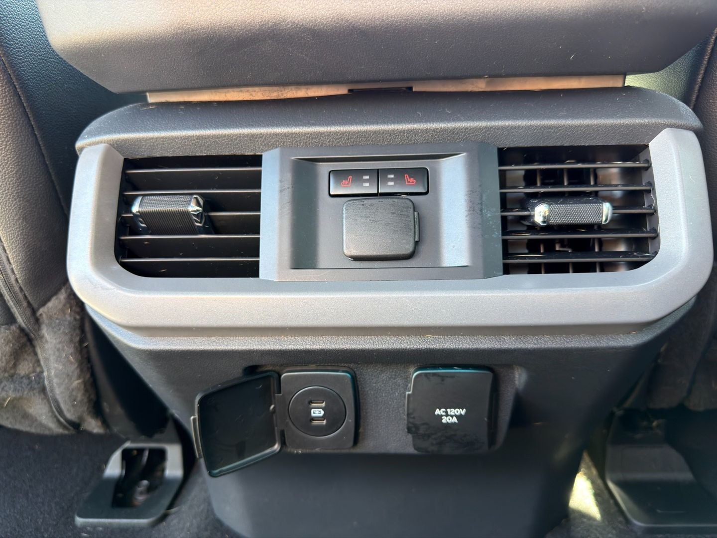 2024 Ford F-150 Lightning LARIAT