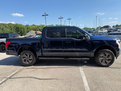 2024 Ford F-150 Lightning LARIAT