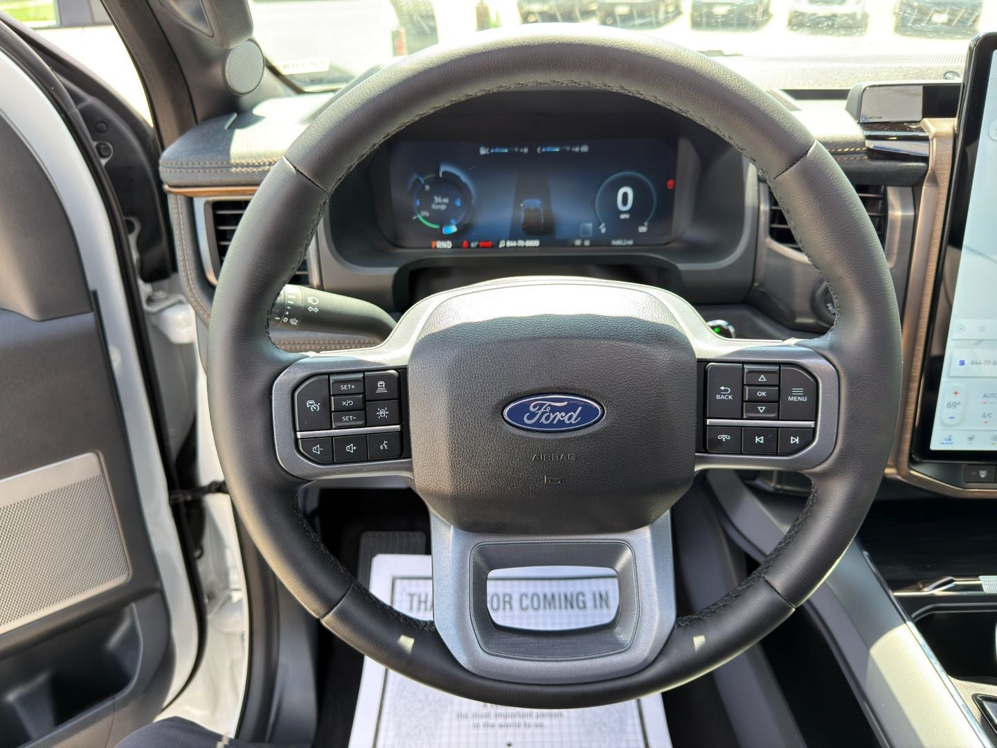 2025 Ford F-150 Lightning LARIAT