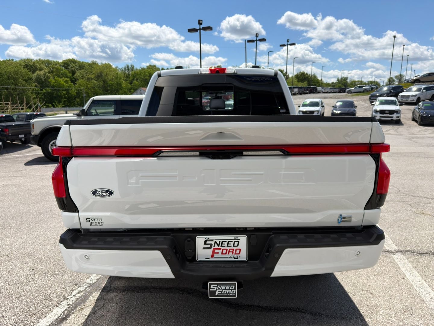 2025 Ford F-150 Lightning LARIAT