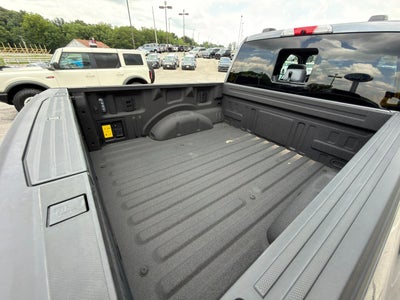 2024 Ford F-150 Lightning LARIAT
