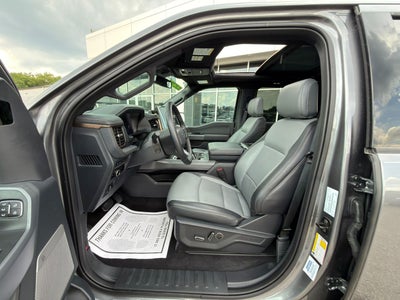 2024 Ford F-150 Lightning LARIAT