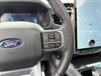 2024 Ford F-150 Lightning LARIAT