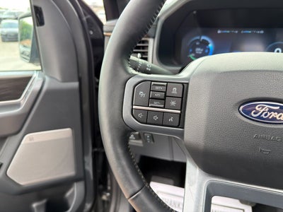 2024 Ford F-150 Lightning LARIAT