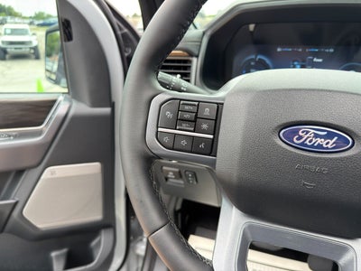 2025 Ford F-150 Lightning LARIAT