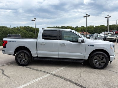 2025 Ford F-150 Lightning LARIAT