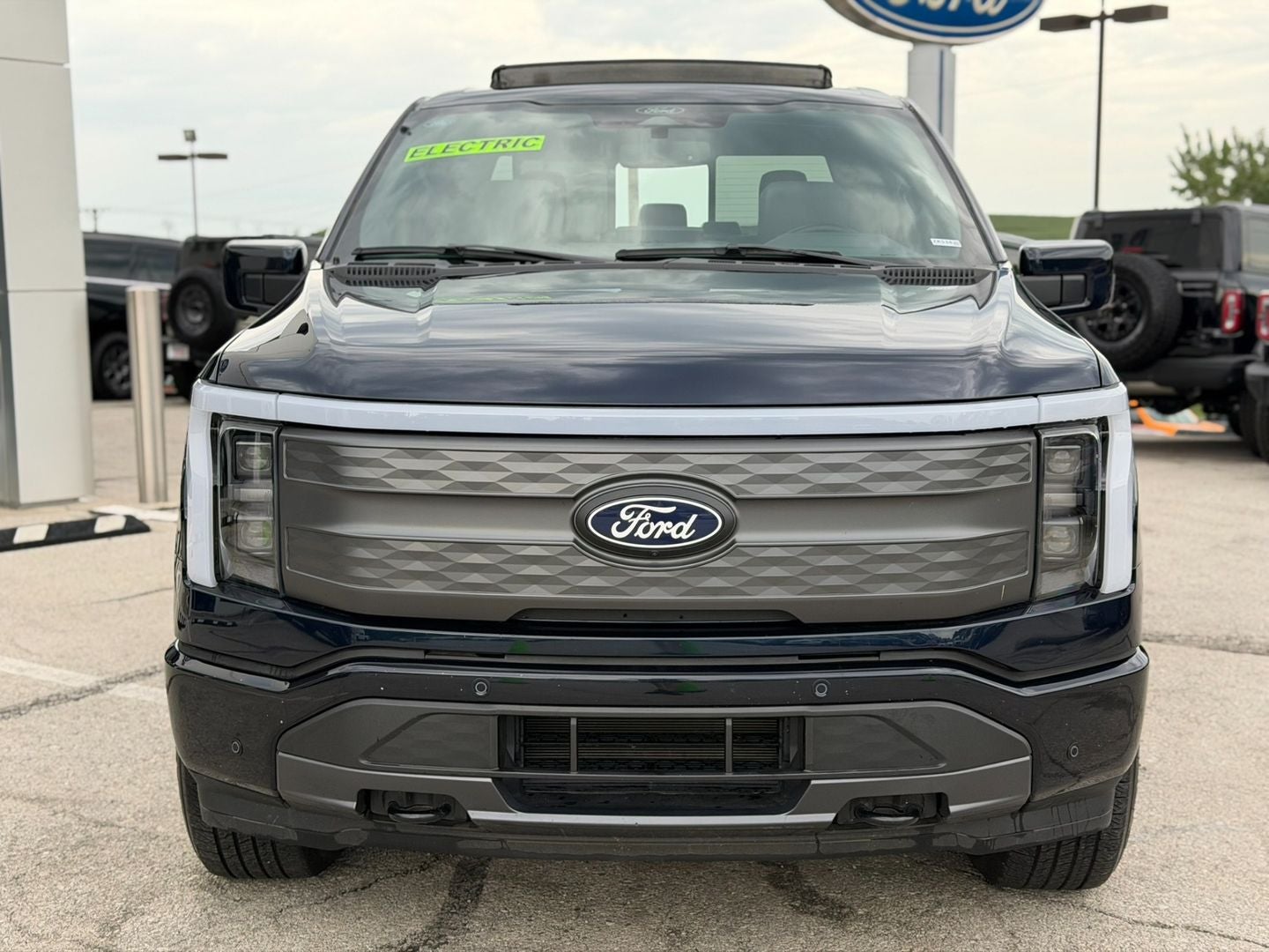 Used 2025 Ford F-150 Lightning Lariat with VIN 1FT6W5L78SWG01185 for sale in Kansas City