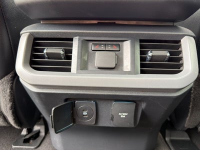 2024 Ford F-150 Lightning LARIAT
