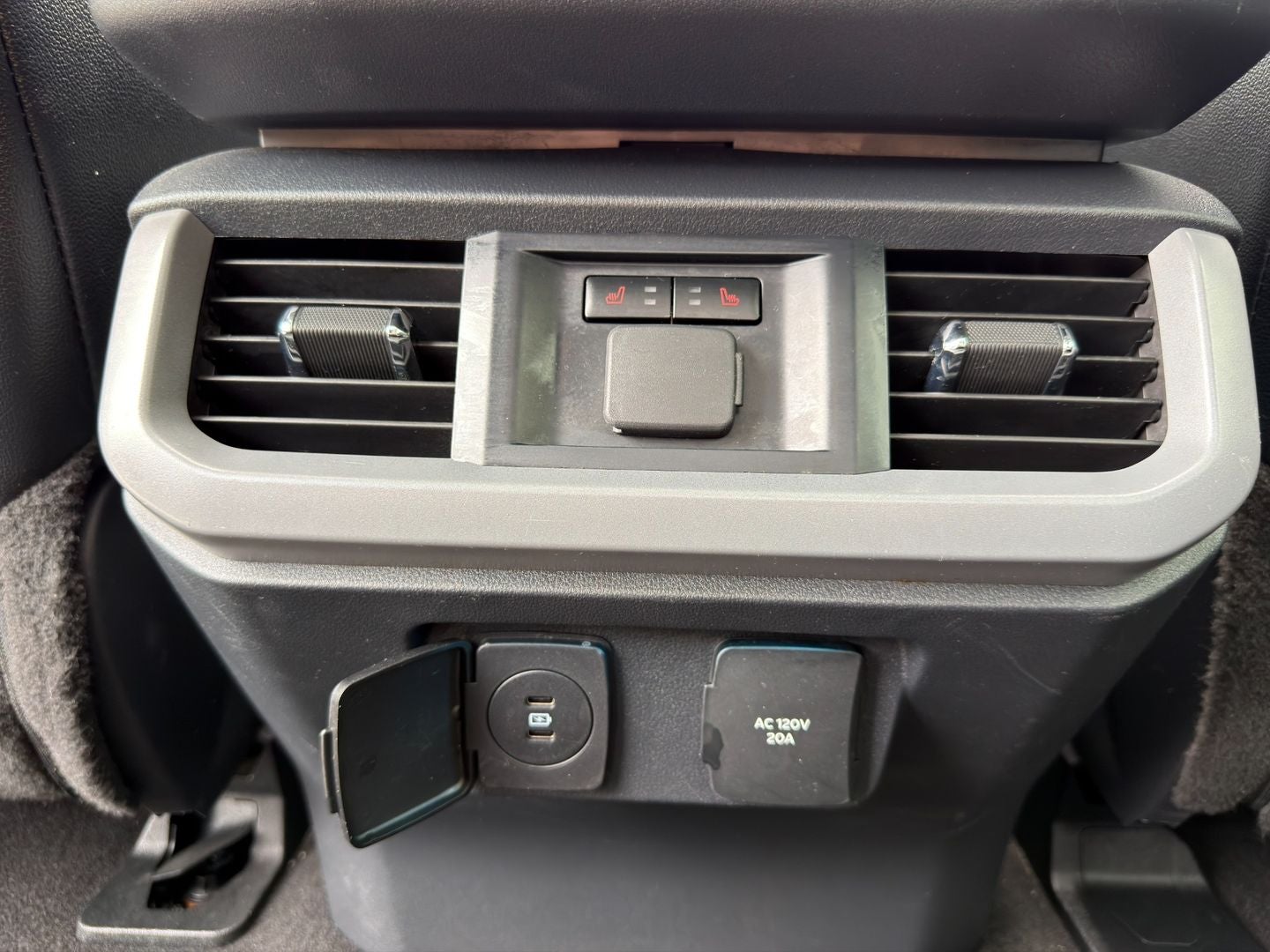 2024 Ford F-150 Lightning LARIAT