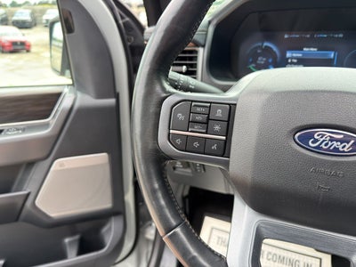 2024 Ford F-150 Lightning LARIAT