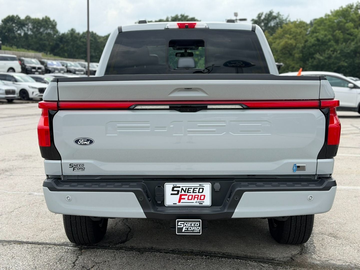2024 Ford F-150 Lightning LARIAT