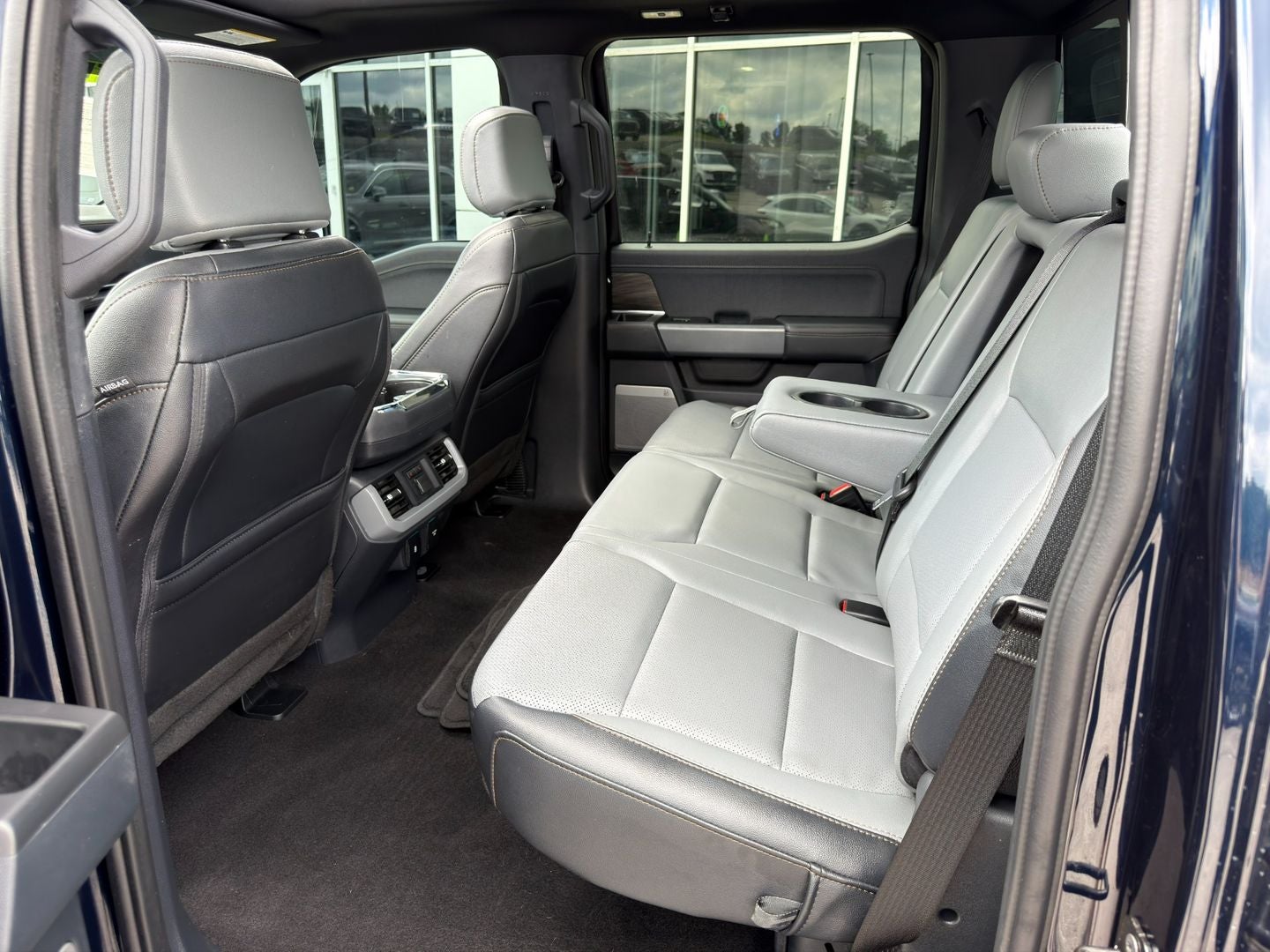 2024 Ford F-150 Lightning LARIAT