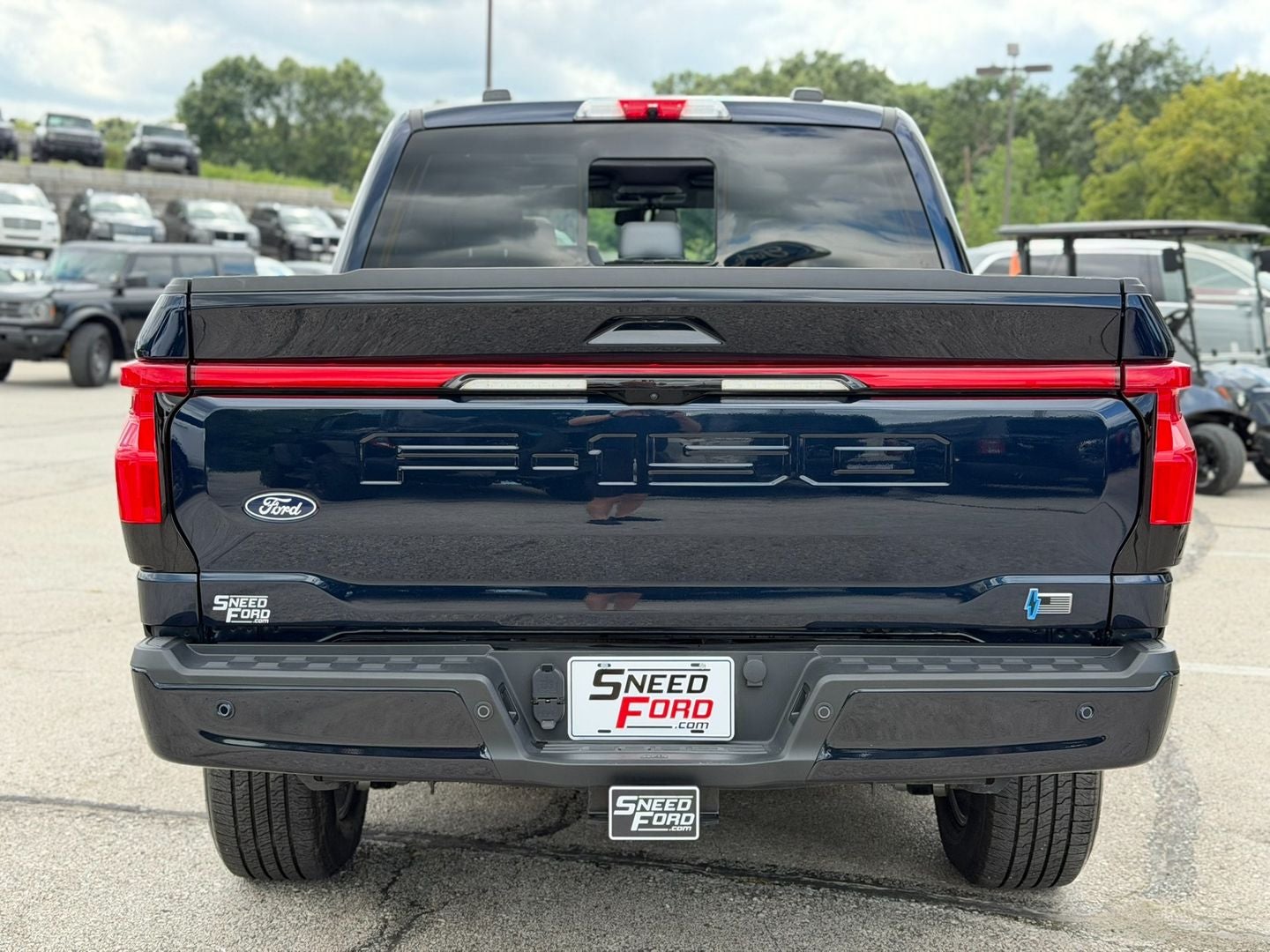 2024 Ford F-150 Lightning LARIAT