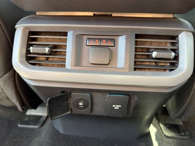2024 Ford F-150 Lightning LARIAT
