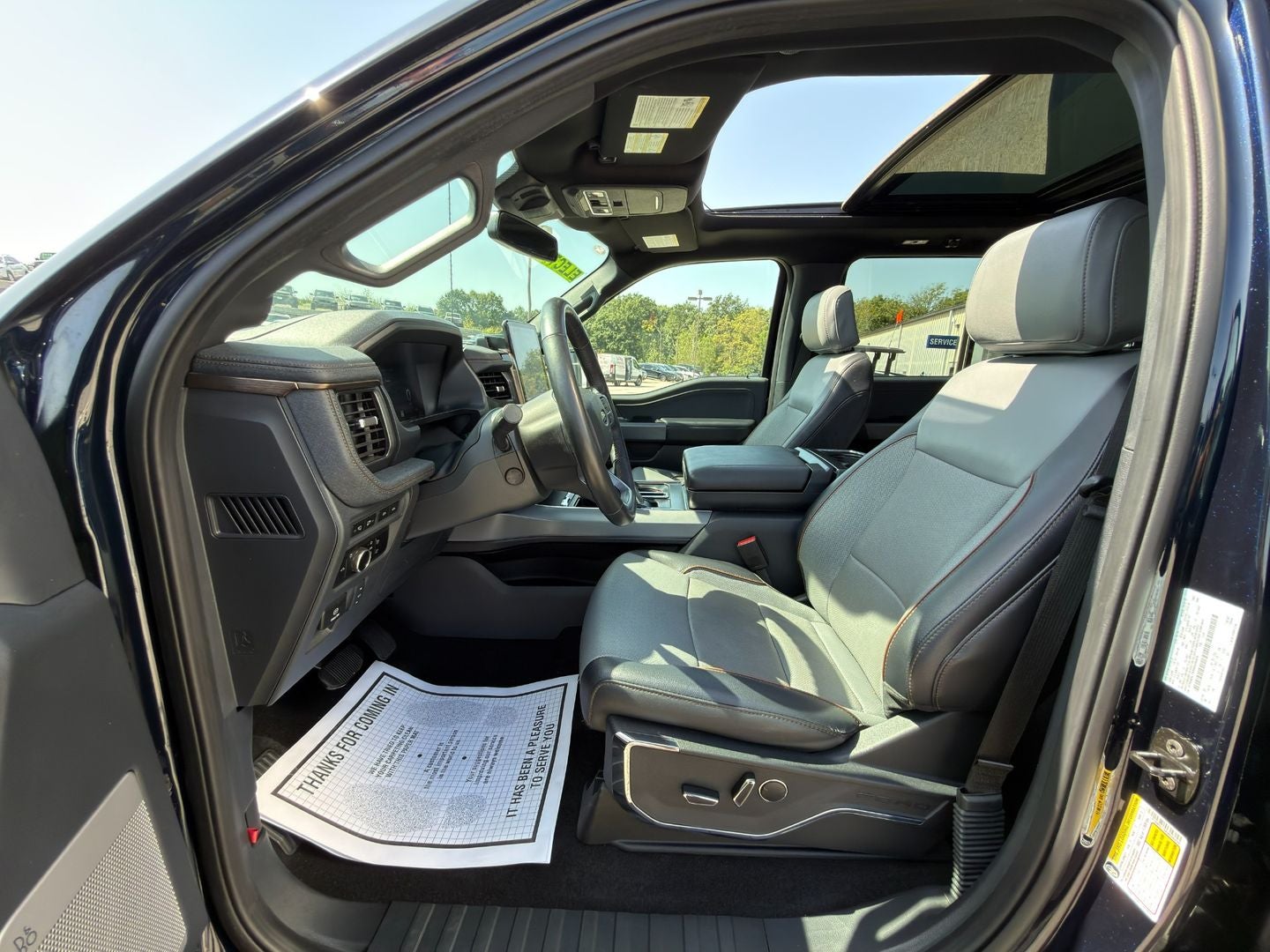 2024 Ford F-150 Lightning LARIAT