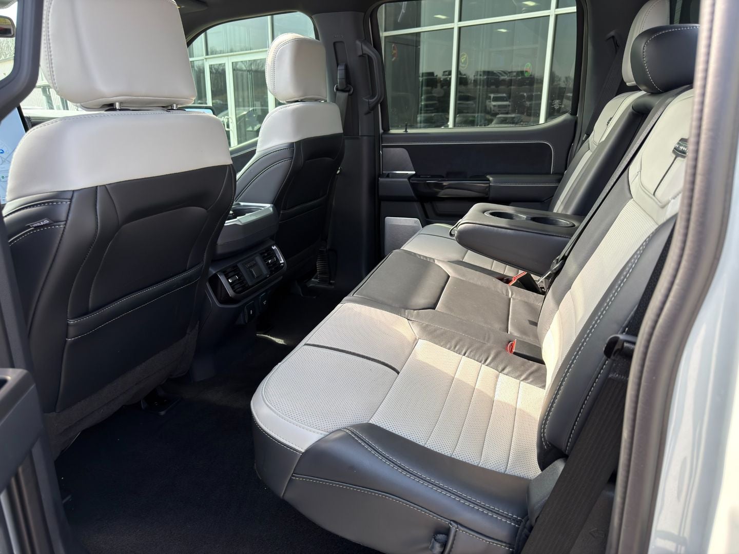 2024 Ford F-150 Lightning Platinum