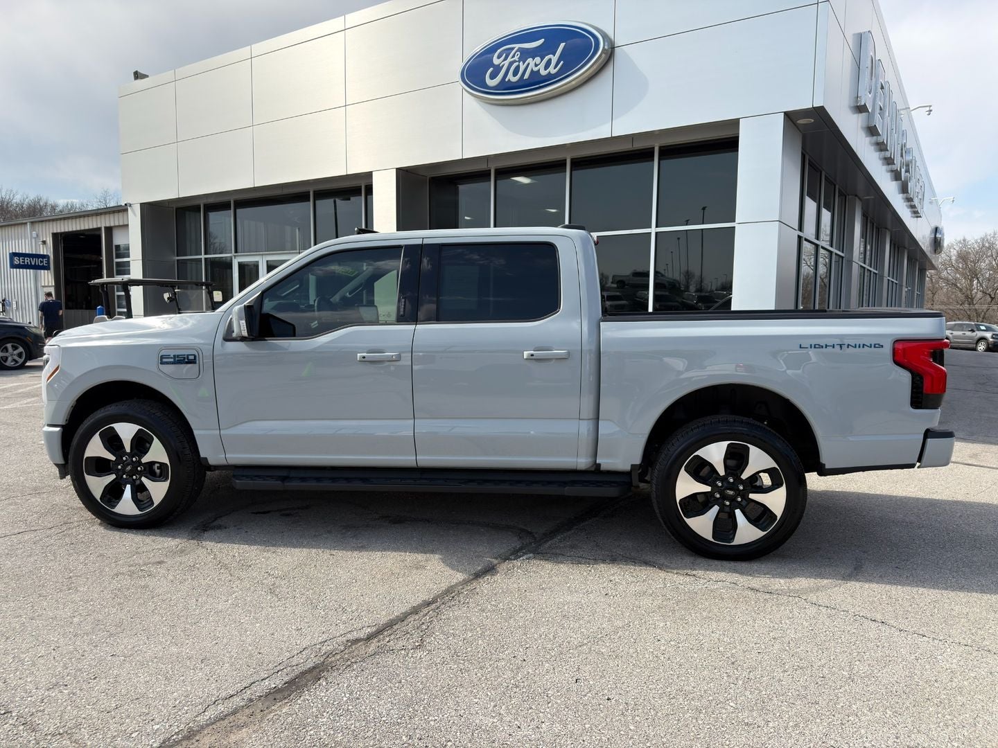 2024 Ford F-150 Lightning Platinum