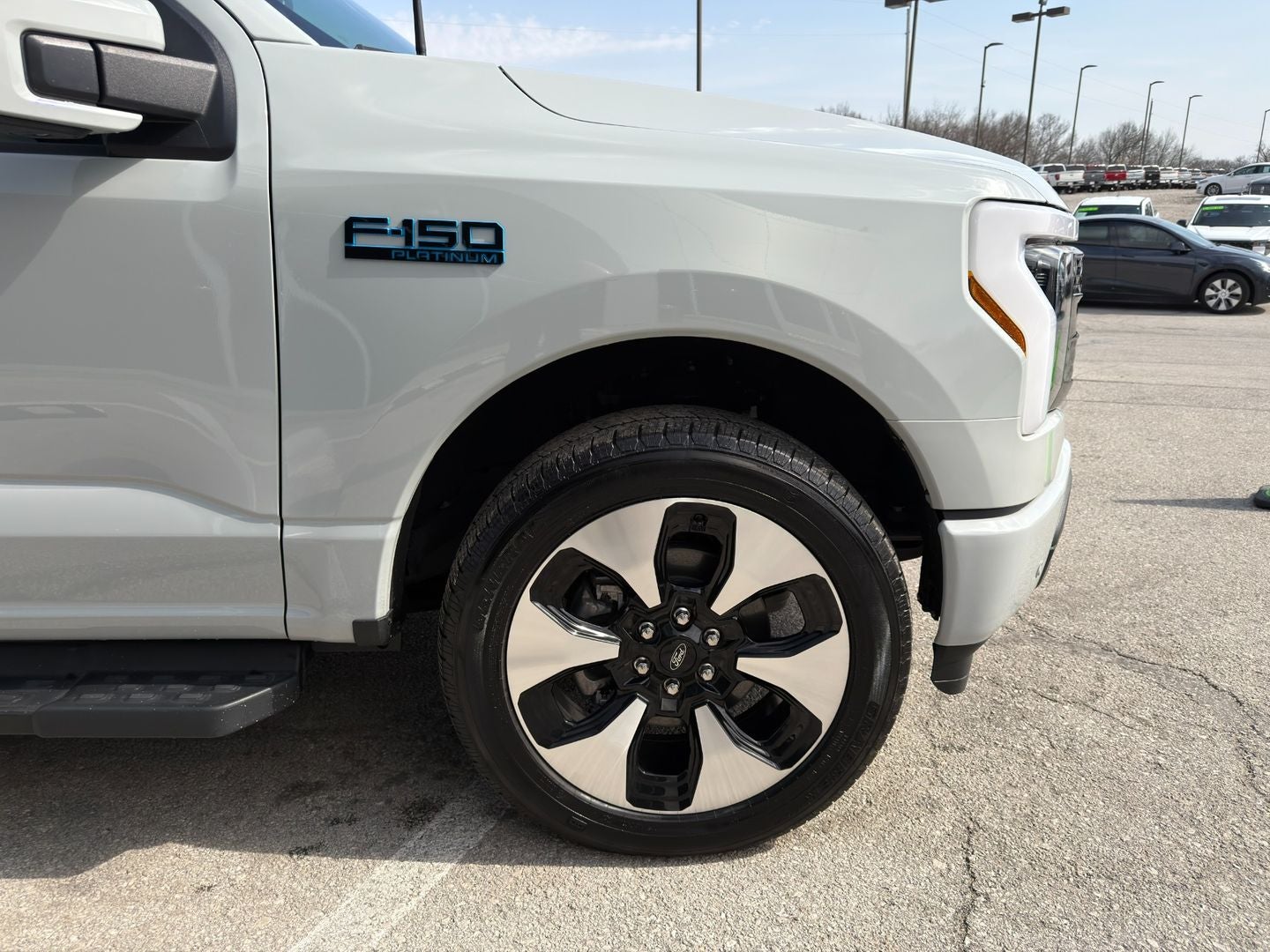 2024 Ford F-150 Lightning Platinum