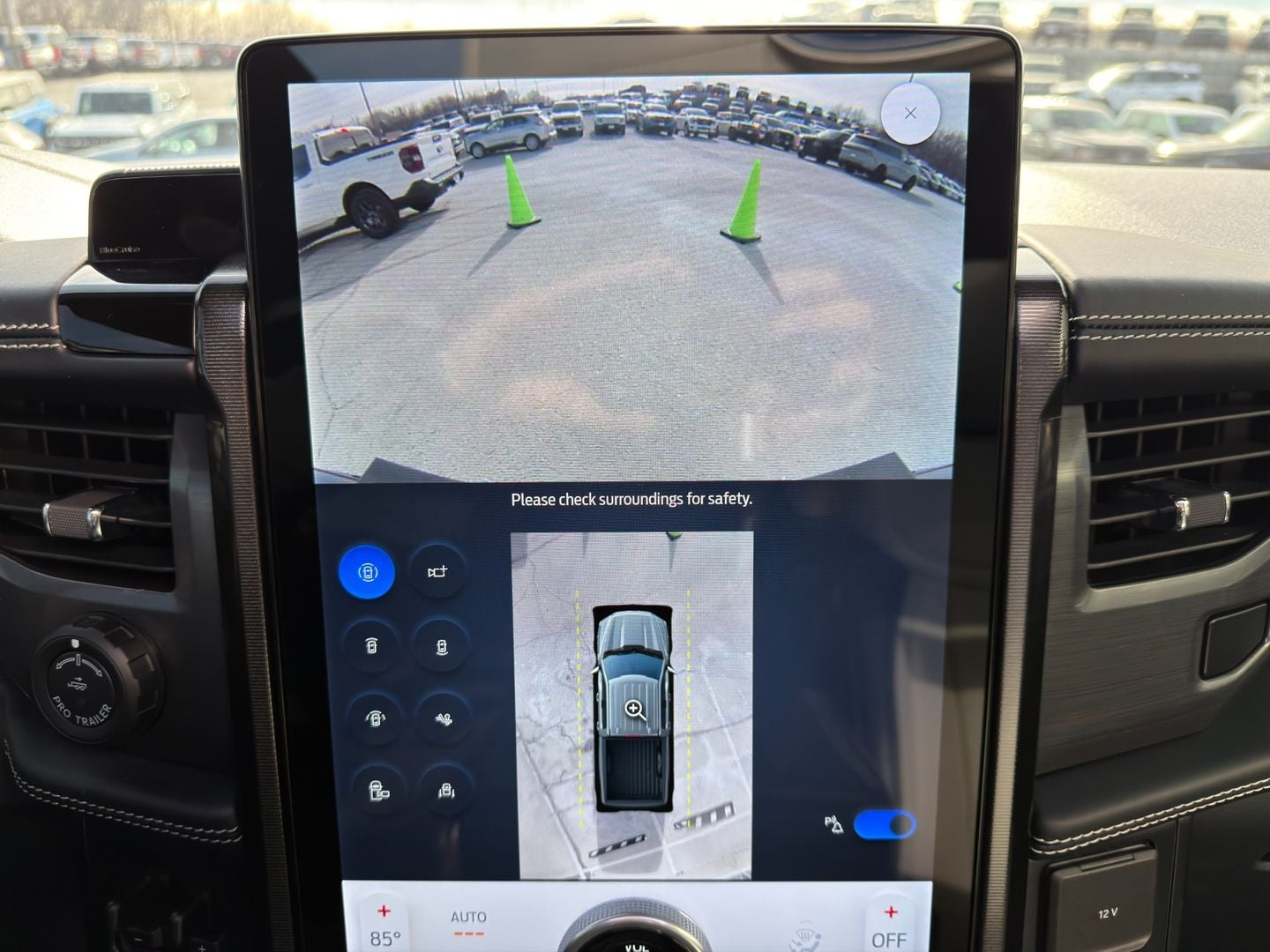 2024 Ford F-150 Lightning Platinum