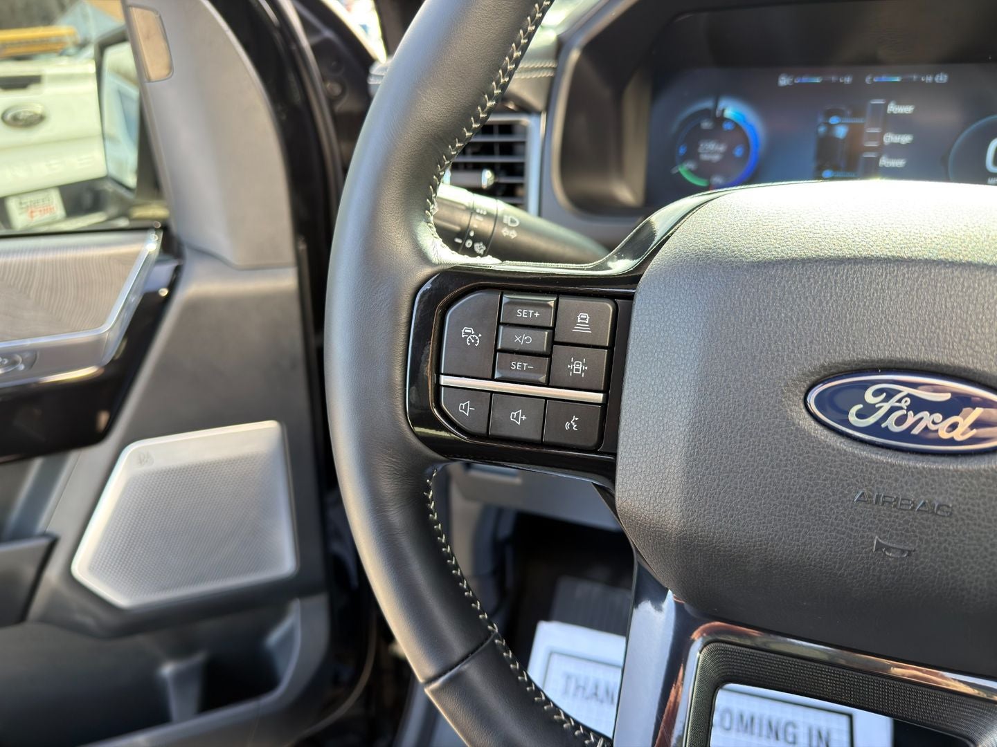 2024 Ford F-150 Lightning Platinum