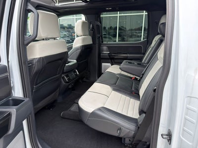 2025 Ford F-150 Lightning Platinum