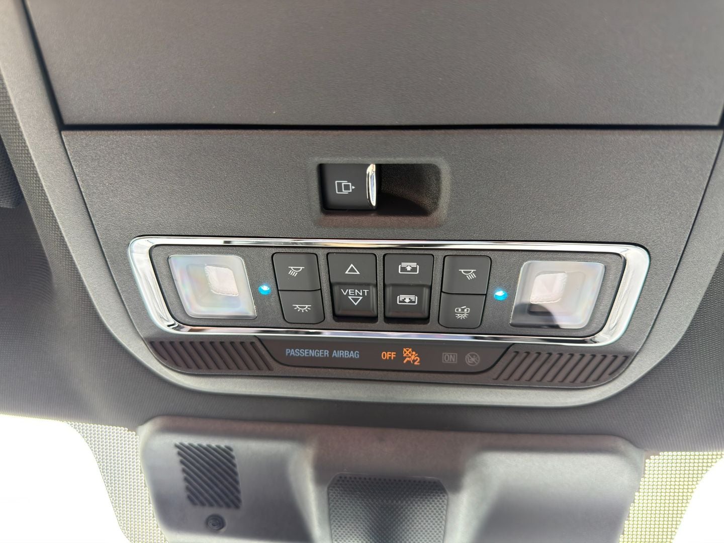 2025 Ford F-150 Lightning Platinum