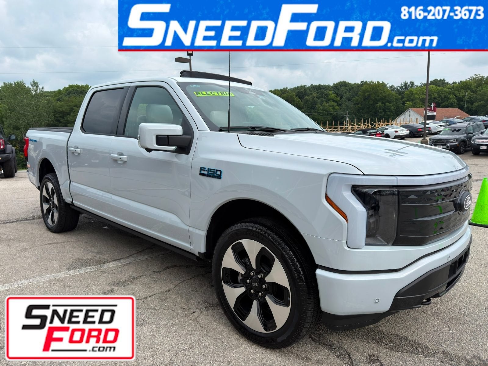 2025 Ford F-150 Lightning Platinum