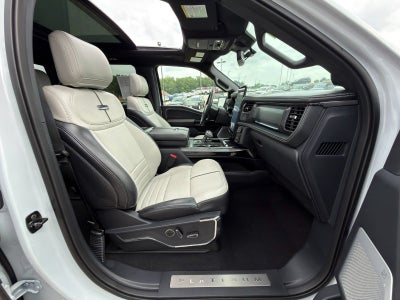 2025 Ford F-150 Lightning Platinum